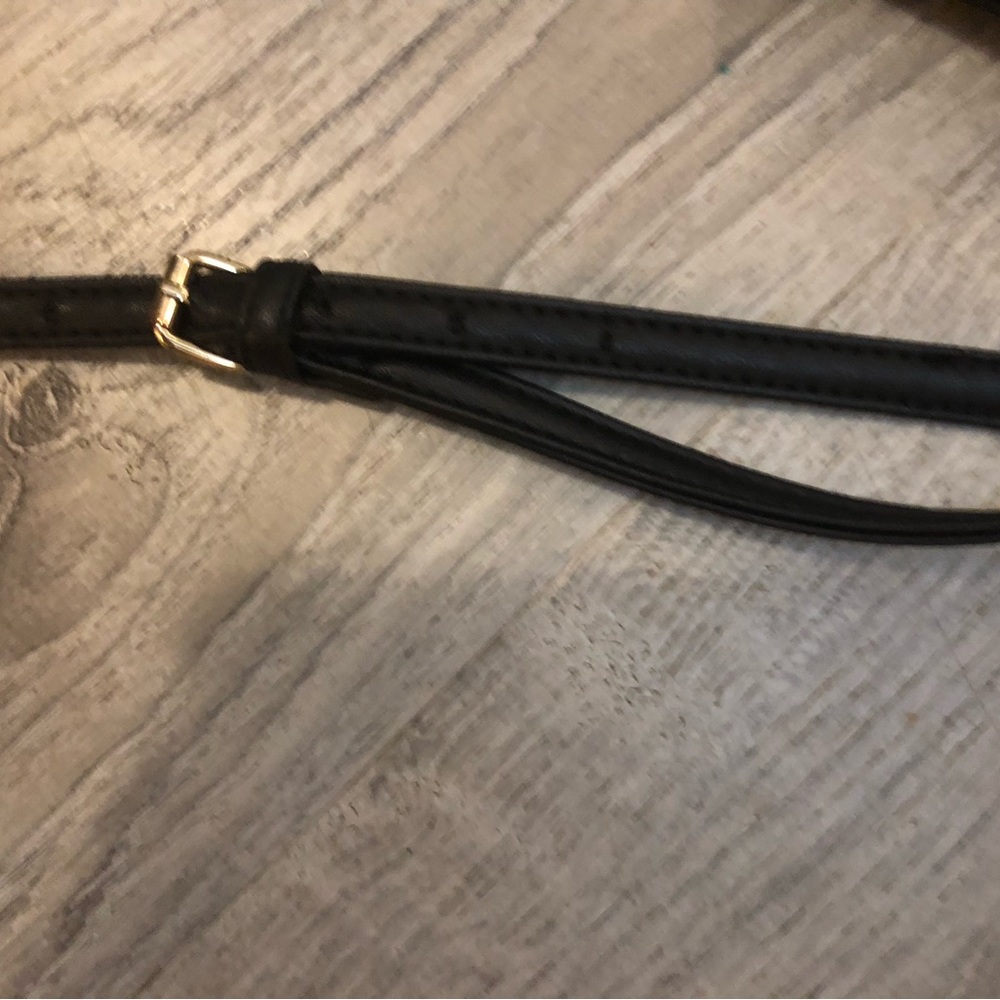Guess-Leather Purse - Picture 7 of 7